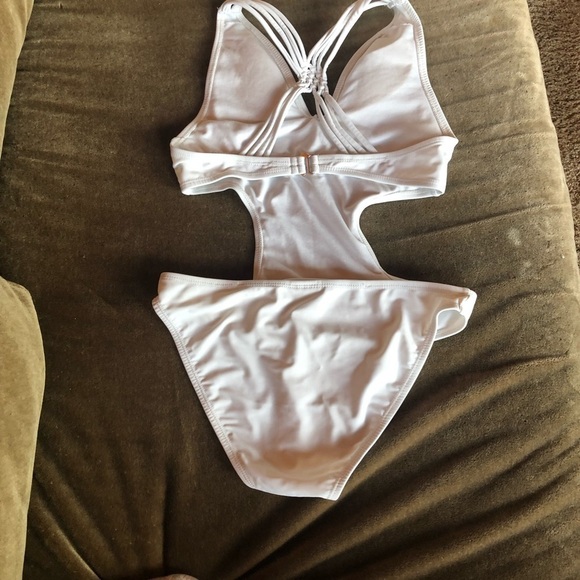 Wet Seal White One Piece Print Size S - Picture 2 of 7